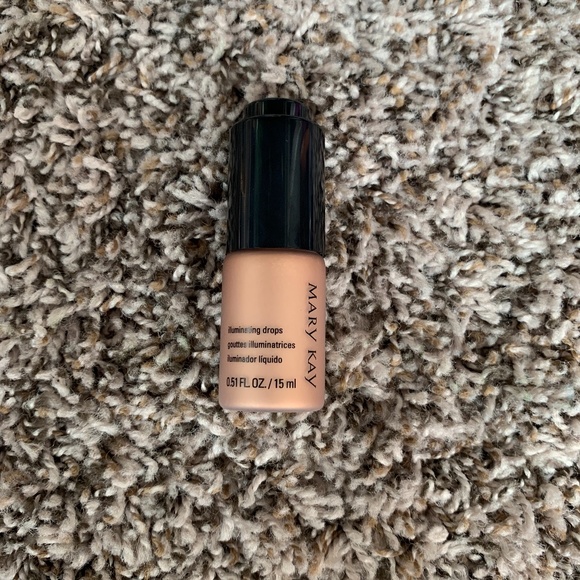Mary Kay Other - Mary Kay Illuminating Drops